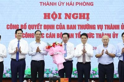 Hải Phòng phân công, bổ nhiệm nhiều cán bộ chủ chốt mới