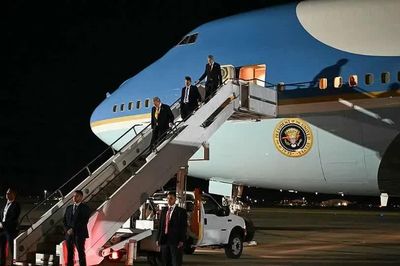 Lo ngại nguy cơ đe dọa nhắm vào Tổng thống Mỹ, chuyên cơ Air Force One trở thành 'nghi binh'