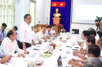 Phó Bí thư Thành ủy TPHCM Nguyễn Phước Lộc: Không để người bệnh yếu thế bị bỏ lại phía sau