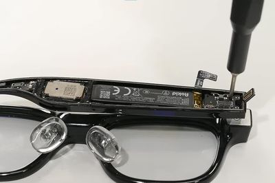Rokid Glasses phá vỡ định kiến kính thông minh khó sửa chữa