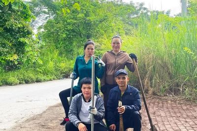 Thanh niên ở Lào Cai dọn đường làng, ngõ xóm mỗi ngày
