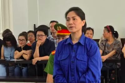 Nữ giám đốc tổ chức show 'Về đây bốn cánh chim trời' hầu tòa về tội lừa đảo
