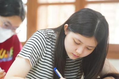 Bộ GD&ĐT bác bỏ thông tin Lịch sử trở thành môn tự chọn