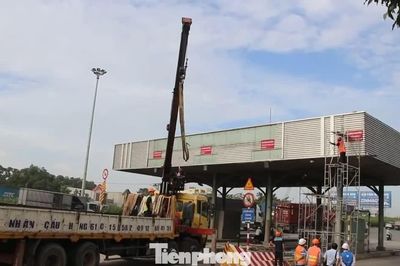 Chính thức tháo dỡ trạm thu phí 'đắp chiếu' suốt 6 năm