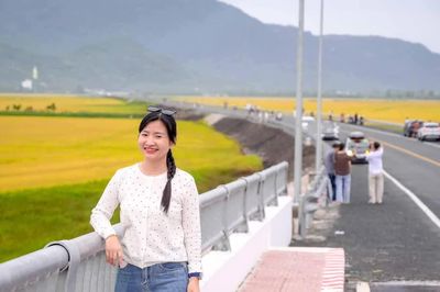 Tuyến đường hơn 4km giữa đồng lúa hút giới trẻ đến check-in