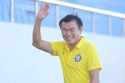 HLV Phan Thanh Hùng và cuộc đời tận hiến vì bóng đá Việt Nam