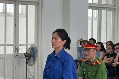 Xét xử nữ giám đốc tổ chức show 'Về đây bốn cánh chim trời'