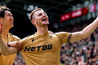 Real Madrid mua Adam Wharton sau khi hụt Rodri