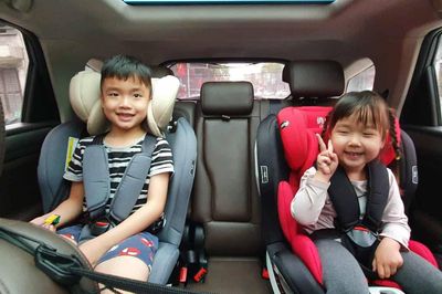 Các nước trên thế giới bảo vệ trẻ em thế nào khi ra đường?