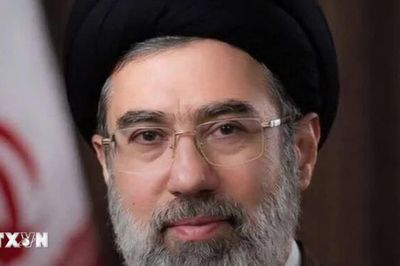 Lãnh tụ tối cao Iran bổ nhiệm 6 chỉ huy quân sự mới