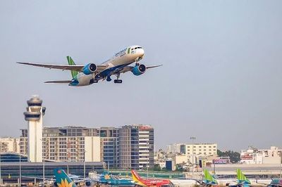 19 chuyến bay bị ảnh hưởng tại sân bay Tân Sơn Nhất do xuất hiện UAV