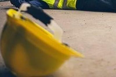 Xe tự chế rơi từ tầng 19 đè chết một thanh niên đang làm việc tại tầng 1