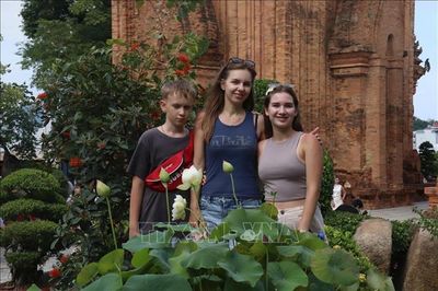 Việt Nam 'tái chiếm' trái tim du khách Nga