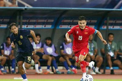 AFF ca ngợi hết lời, gọi Quang Hải là 'người khổng lồ' của bóng đá Việt Nam