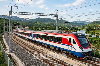 Ưu tiên nguồn lực triển khai đường sắt kết nối Hải Phòng - Hạ Long - Móng Cái với Phòng Thành Cảng - Đông Hưng (Trung Quốc)