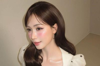 Hòa Minzy hóa nàng thơ trong loạt ảnh mới, fan chú ý một bình luận nhắc khéo 'người ấy'