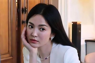 Người khiến Song Hye Kyo liên tục công khai bày tỏ