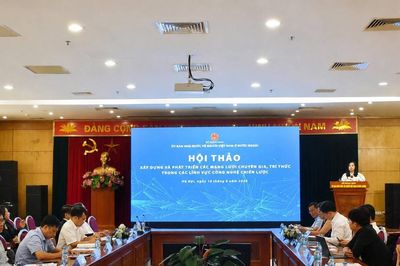 Nghị quyết 23-NQ/TW: Chuyển từ 'vận động, chăm lo' sang 'kiến tạo cơ chế'