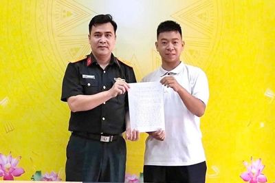 Tuổi trẻ Bắc Ninh hăng hái viết đơn tình nguyện nhập ngũ