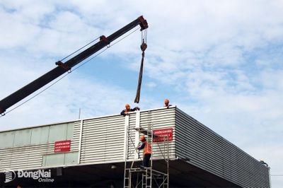 Chính thức tháo dỡ trạm thu phí cầu Đồng Nai
