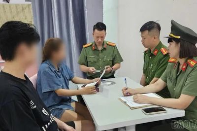 Công an xã Bát Xát xử phạt 4 triệu đồng trường hợp không khai báo tạm trú cho người nước ngoài