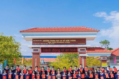 Chạm đỉnh bằng tự học và đam mê