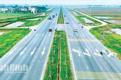 Tập trung nguồn lực xây dựng hạ tầng giao thông đồng bộ, hiện đại xứng tầm thành phố trực thuộc Trung ương