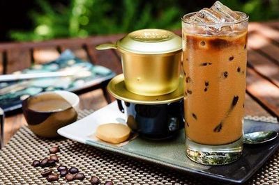 Trời nóng, có nên bỏ cà phê?