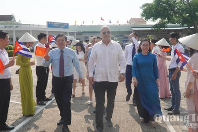Mối tình hữu nghị vượt thời gian