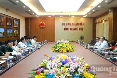 Đoàn công tác Tổng Lãnh sự quán Việt Nam tại tỉnh Sạ-vẳn-na-khệt thăm và làm việc tại Quảng Trị