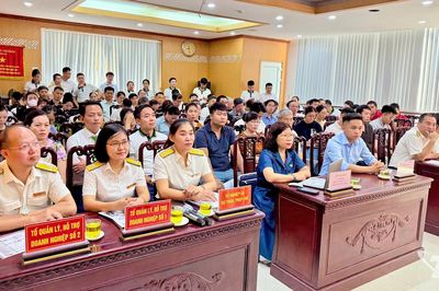 Phổ biến chính sách ưu đãi, hỗ trợ hộ kinh doanh chuyển sang doanh nghiệp