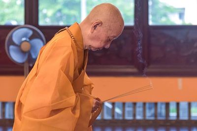 Đức Pháp chủ GHPGVN quang lâm Việt Nam Quốc Tự chứng minh Lễ Bố-tát của chư Tăng