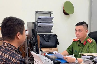 Đồng Nai: Chủ nhà sách bị bắt vì mua bán hơn 33.800 cuốn sách giả