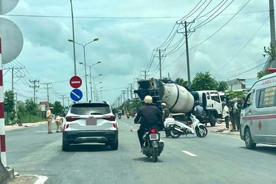 Tây Ninh: Người phụ nữ đi xe máy tử vong sau cú va chạm tại điểm quay đầu trên ĐT830