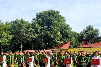 Khai mạc Hội thi cán bộ huấn luyện và chó nghiệp vụ giỏi trong CAND