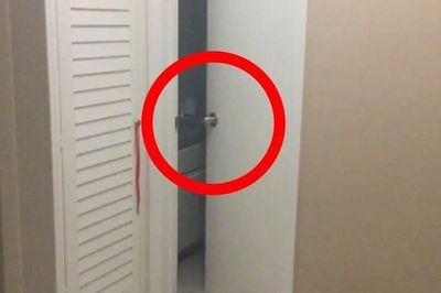 Vì sao nên đóng kín cửa phòng ngủ trước khi đi ngủ?