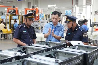 Không khai mã hàng hóa lưỡng dụng, doanh nghiệp có thể bị kiểm tra sau thông quan