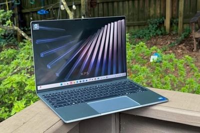 Đánh giá Dell XPS 13 2026: So kè MacBook Neo nhưng hụt hơi vì RAM 8GB