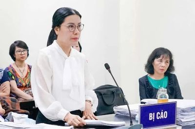 Sắp xử phúc thẩm cựu hiệu trưởng thu tiền học thêm trái quy định