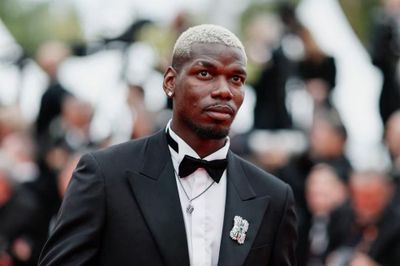 Pogba chìm sâu vào khủng hoảng chấn thương