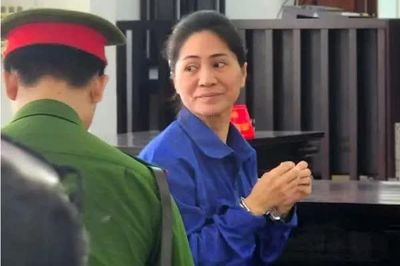 Tội lừa dối khách hàng