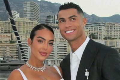Vợ chồng Ronaldo giàu cỡ nào