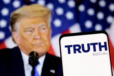 Công ty truyền thông của ông Trump báo lỗ 238 triệu USD