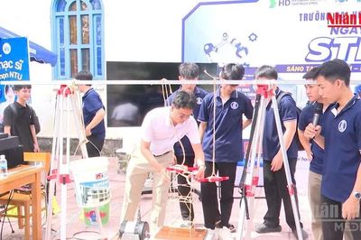 [Video] Học sinh, sinh viên đóng BHYT hơn 56.000 đồng mỗi tháng sau khi được hỗ trợ 50%