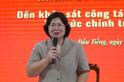 Thành ủy TPHCM khảo sát công tác Đảng tại Công ty Cao su Dầu Tiếng