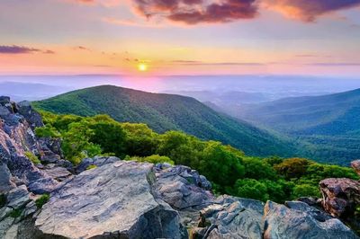 Dãy Appalachian chứa lượng lithium đủ để sản xuất 500 tỷ chiếc điện thoại