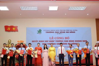 PGS.TS Vũ Thị Phương Anh giữ chức quyền Hiệu trưởng Trường Cao đẳng Đà Nẵng