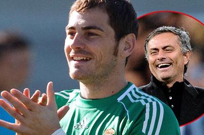 Mourinho tiết lộ mâu thuẫn Casillas và chia tay Real Madrid