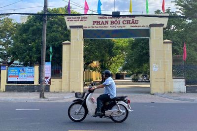 Giảm hàng nghìn trường ở các tỉnh miền Trung, bố trí hiệu trưởng, giáo viên ra sao?
