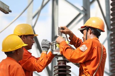 Bộ Công Thương lập tổ công tác 49 thành viên xây dựng đề án tái cơ cấu ngành điện